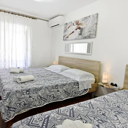 In Murine Mit Grosser Terrasse By Interhome * Umag